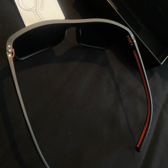 ZENOTTIC Polarized Sunglasses - Picture 4 of 5